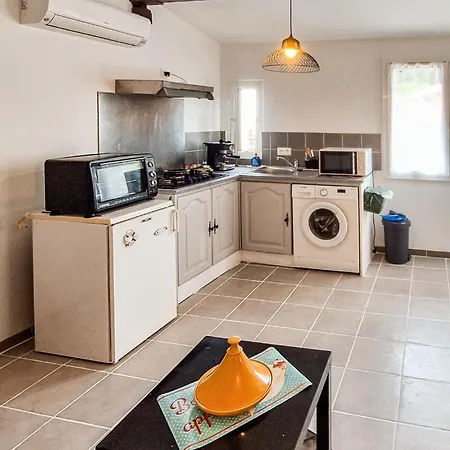Casa vacanze 1 Bedroom Stunning In
