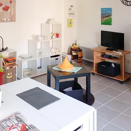 1 Bedroom Stunning In Casa vacanze *