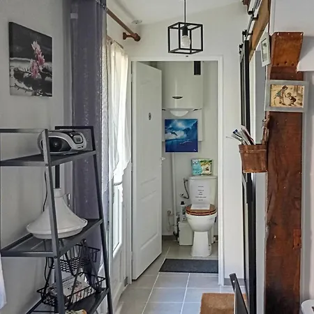 1 Bedroom Stunning In Casa vacanze